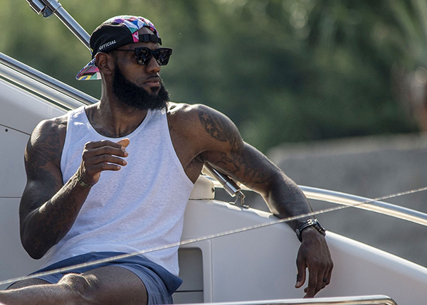 完成反超 完成反超